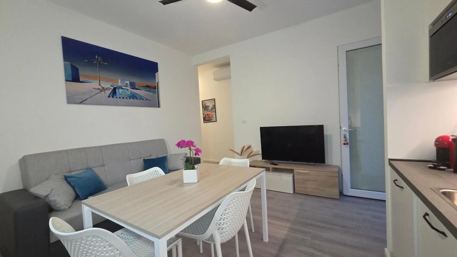 Daire Gigi House - Appartamento Piazza Mazzini - 200M Dal Mare Con Posto Spiaggia Lido di Jesolo
